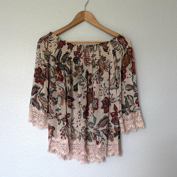 Willow & Clay Woman’s Boho Floral Lace Trim Off the Shoulder Blouse Size Large - Picture 1 of 9